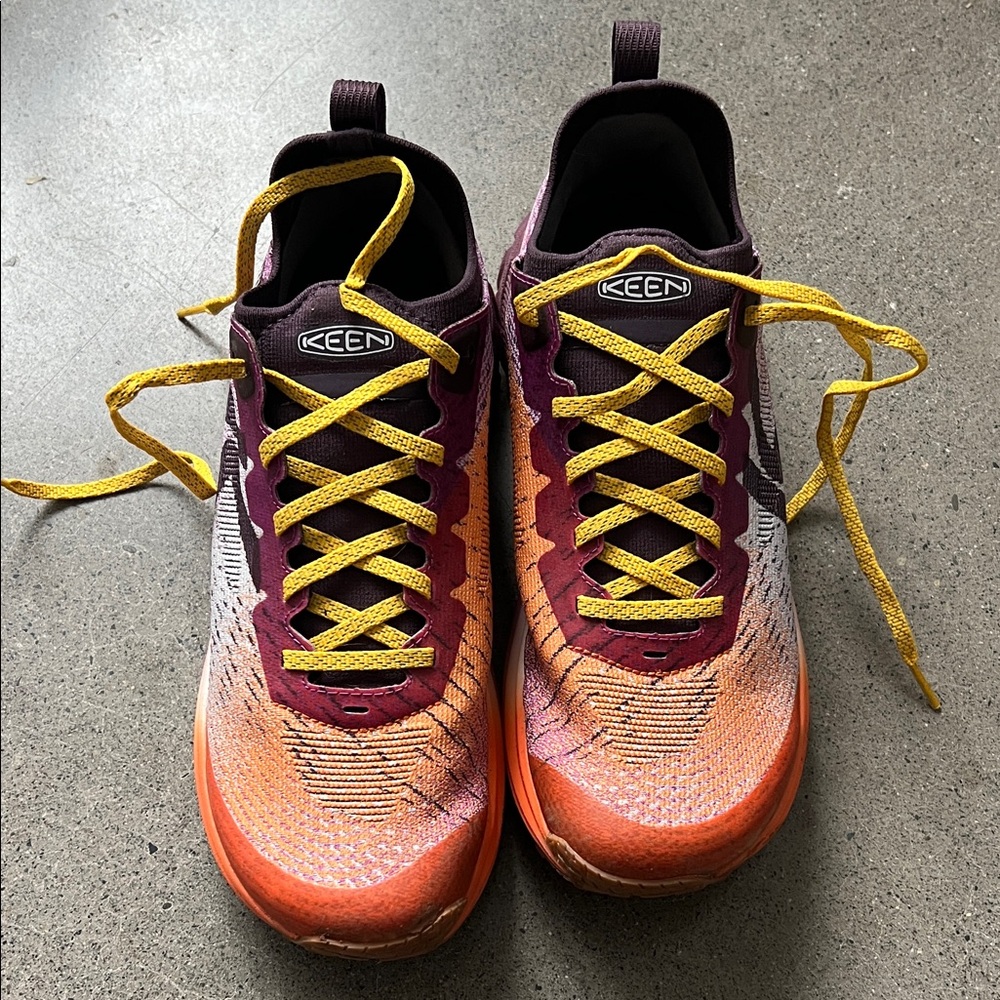 KEEN Seek Orange to Purple Trail Sneakers with Yellow Laces
